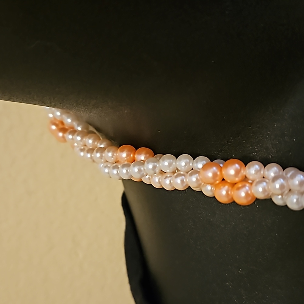 3 Strands of Twisted Pearl Beads Necklace 23" - Picture 4 of 6